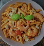 Penne scampi met pesto
